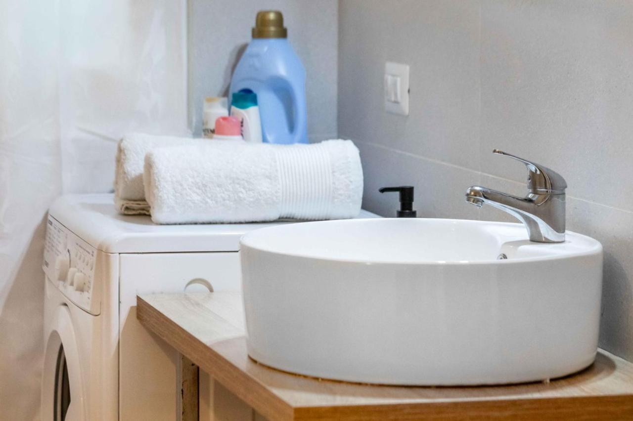 Loft Porta Romana - Cozy Apartment & Wi-Fi ミラノ エクステリア 写真
